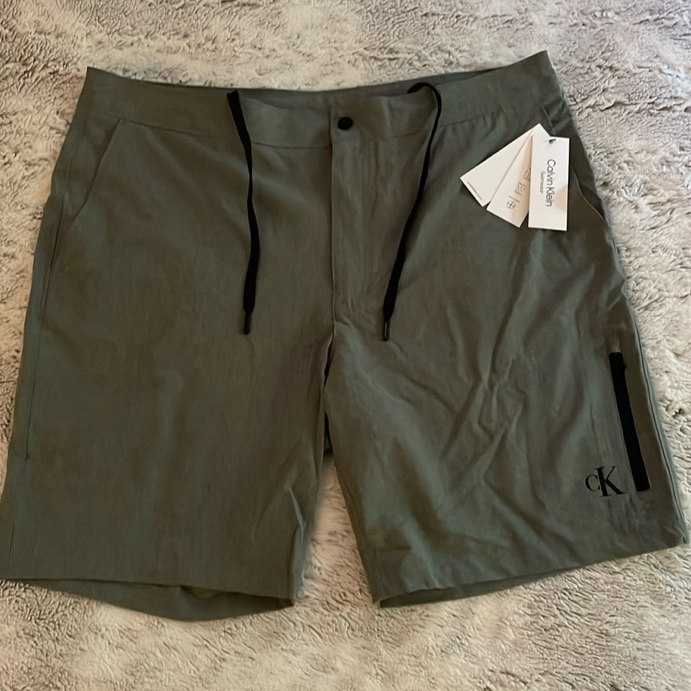 Calvin Klein *NWT* Bathing Suit Large in Olive Green